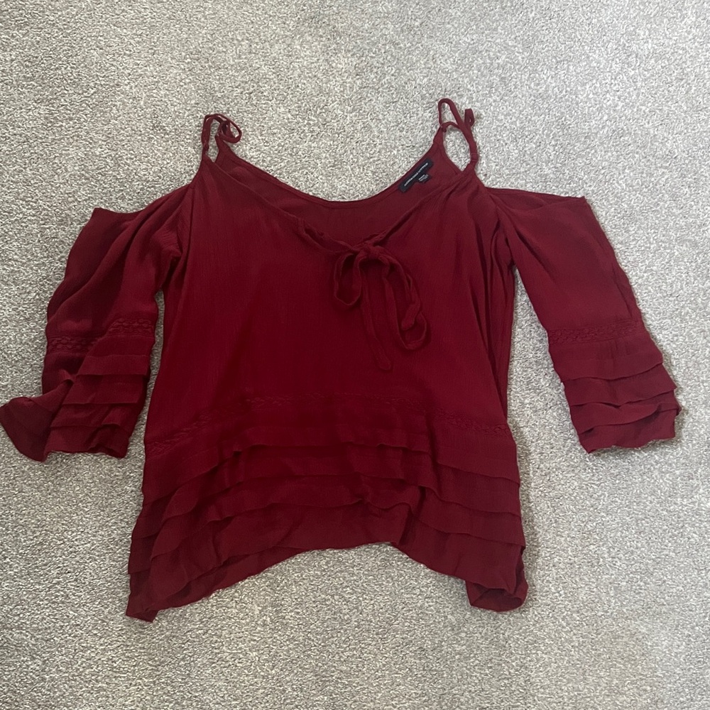 American Eagle Outfitters Maroon Cold Shoulder Blouse